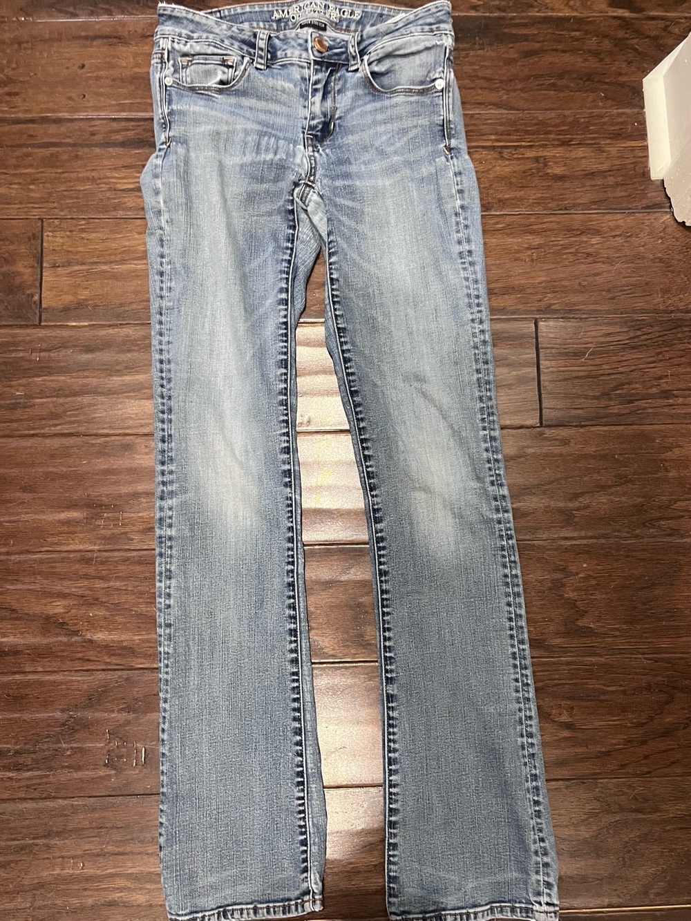 American Eagle Outfitters Light Wash Skinny Kick Jeans